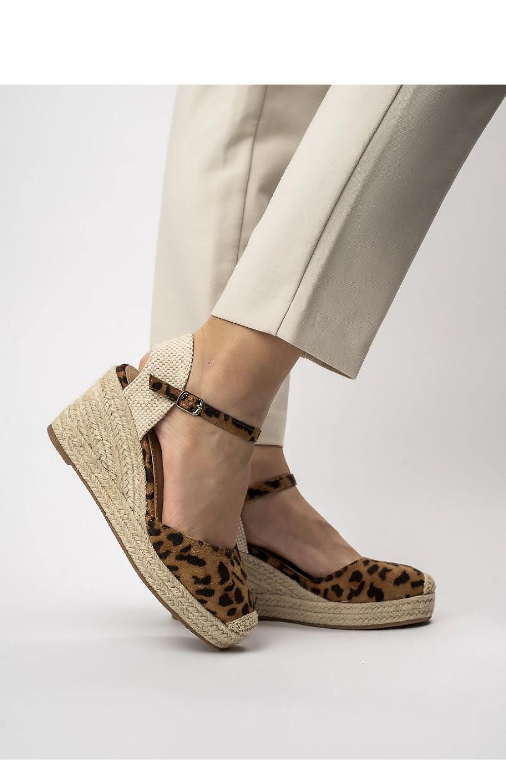 Keilabsatz Sandalen model 212972 Inello