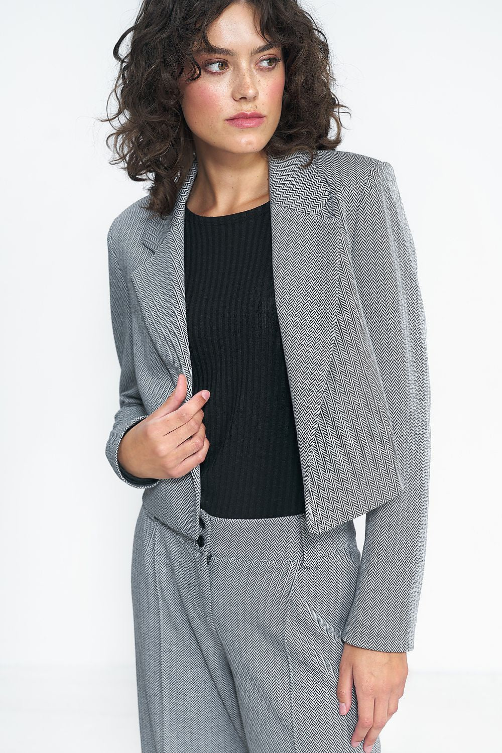 Jacke model 216878 Nife