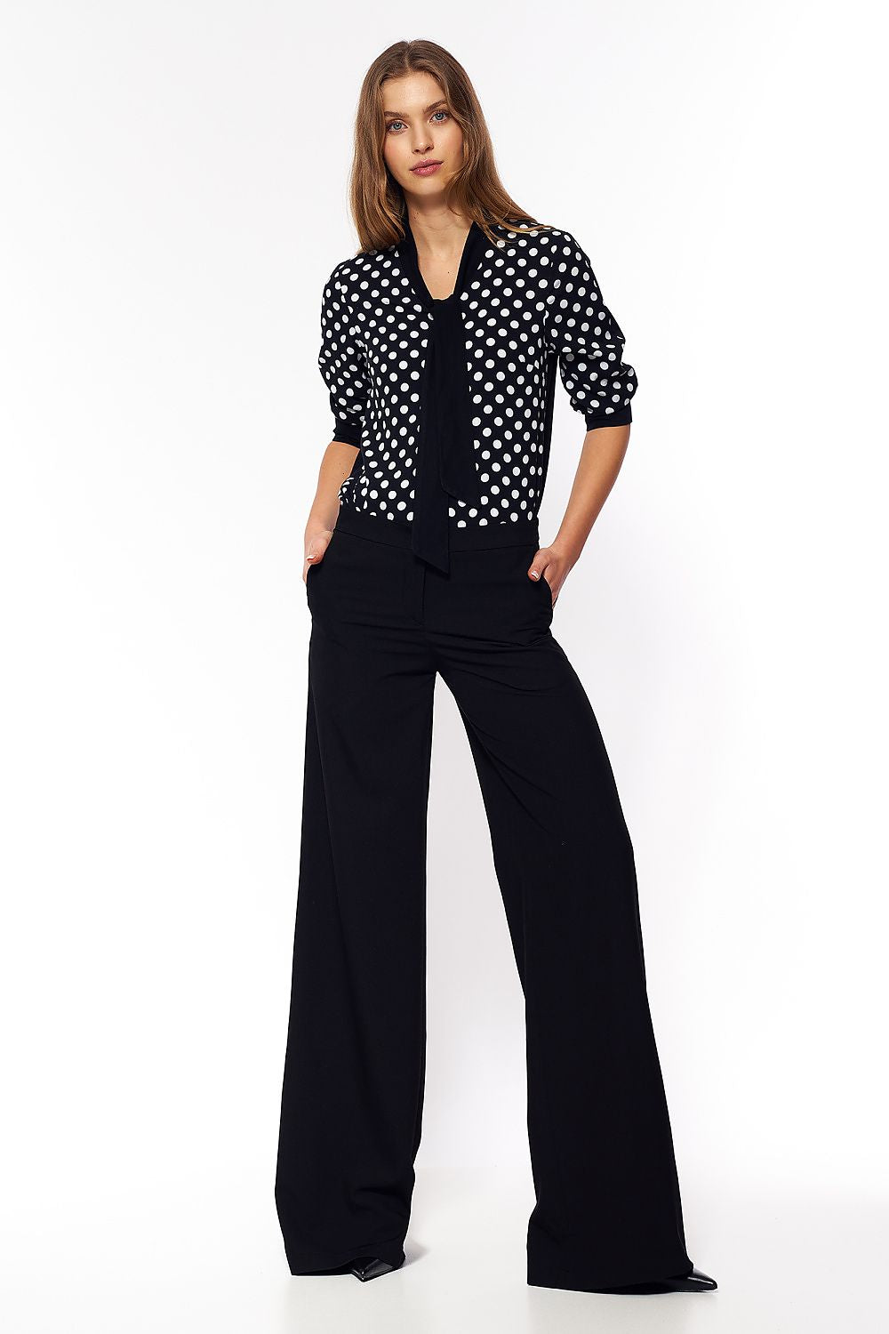 Lange Hose model 216895 Nife