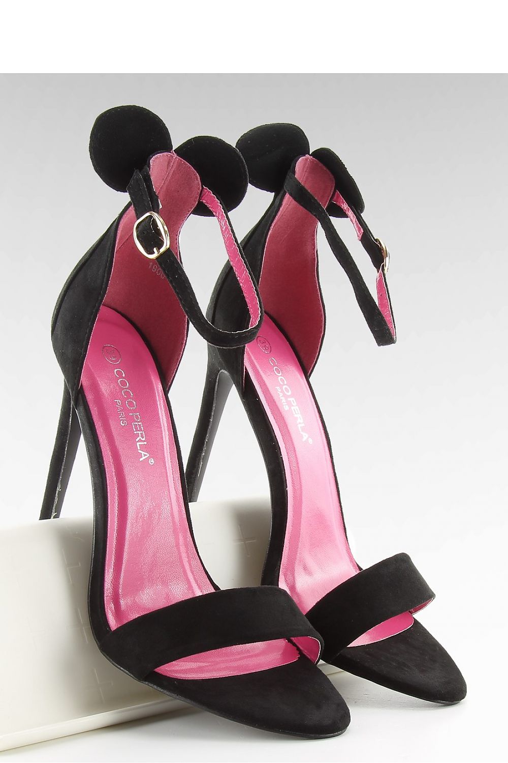 Sandalen mit Absatz model 84733 Inello