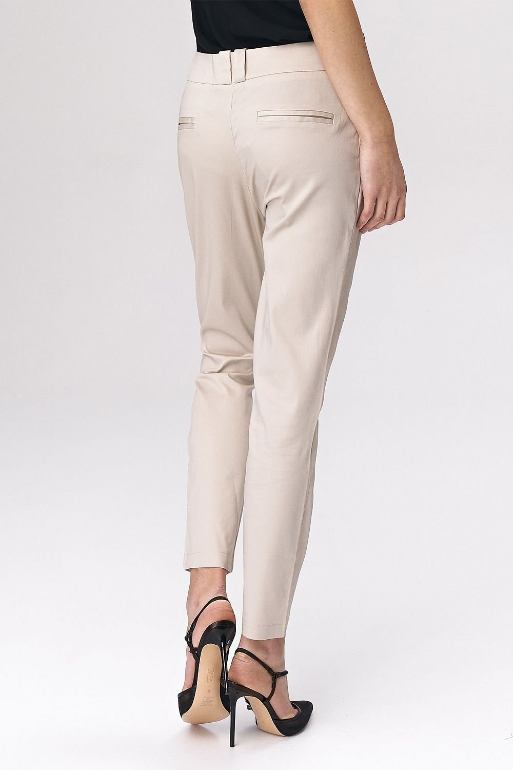 Lange Hose Nife