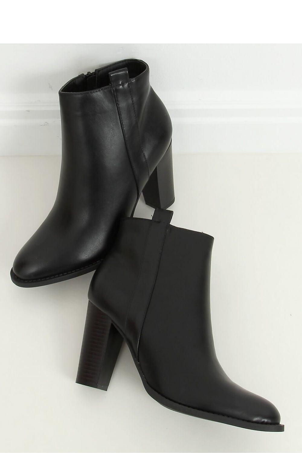 Stiefeletten mit Absatz Inello