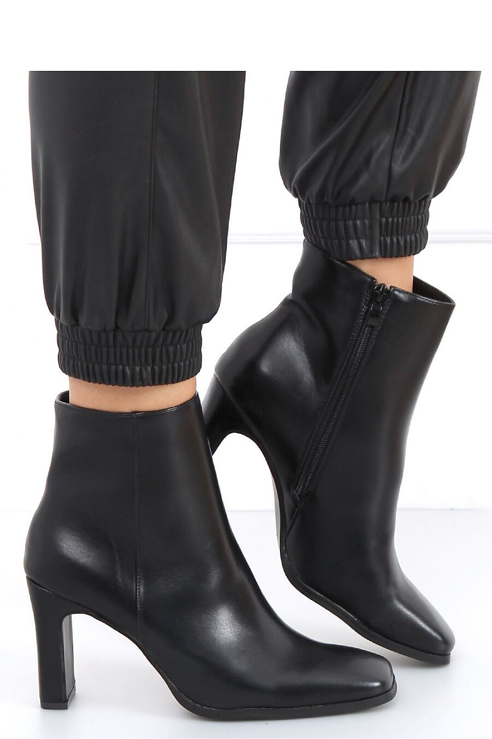 Stiefeletten mit Absatz Inello